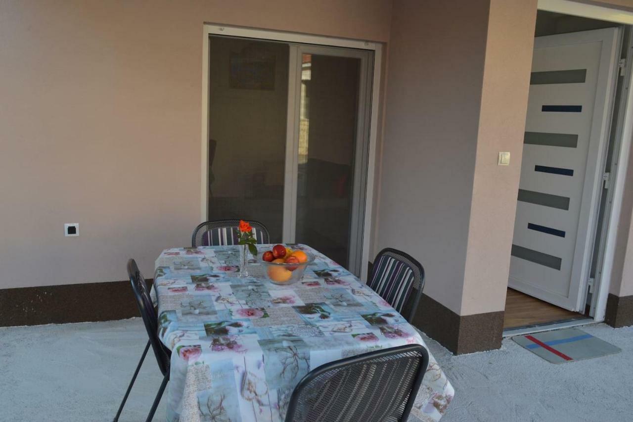 Appartement FourM à Bibinje Extérieur photo