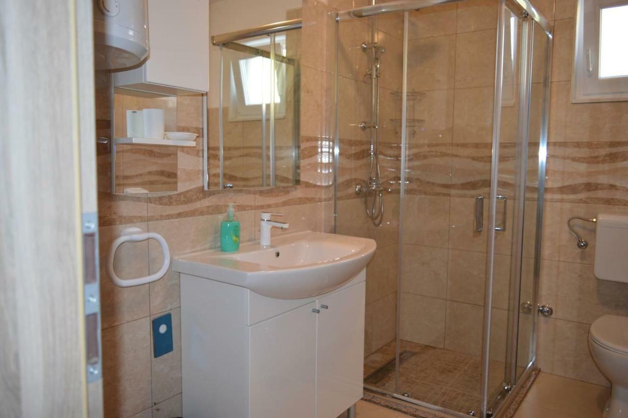 Appartement FourM à Bibinje Extérieur photo